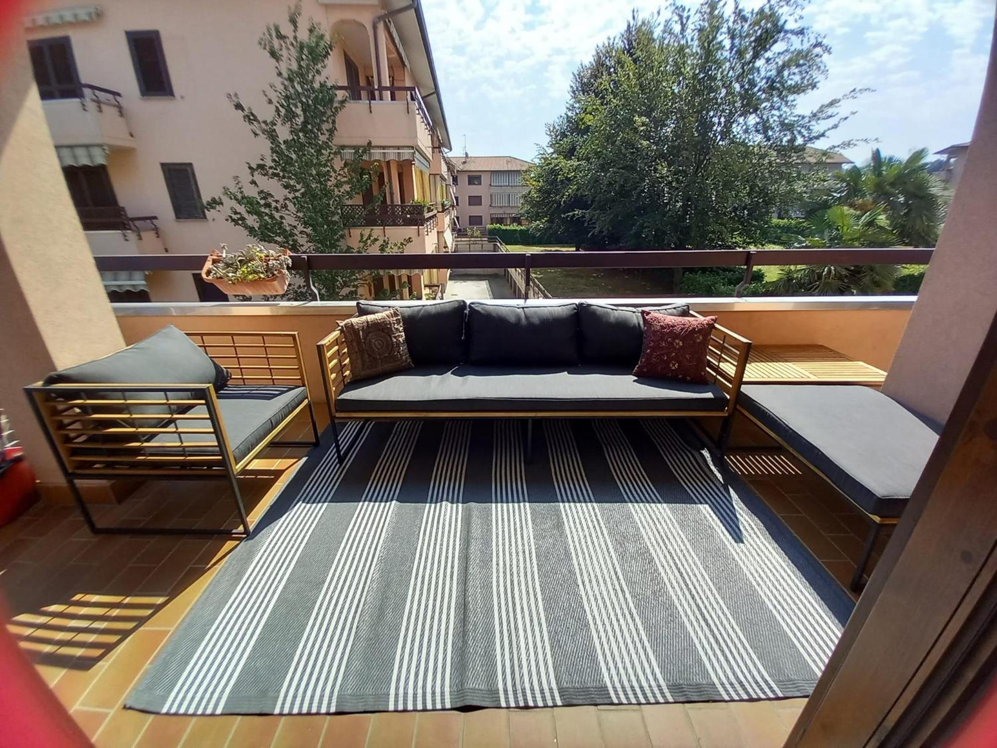 Fiorenza House Luisago Exterior foto